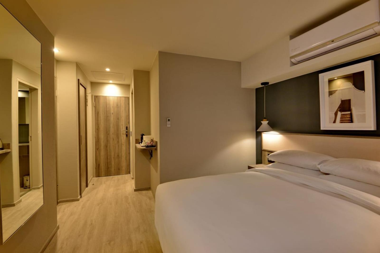 Town Hotel Bellville