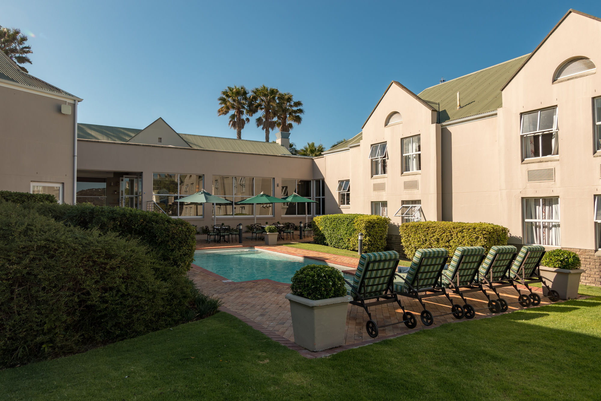 Town Hotel Bellville